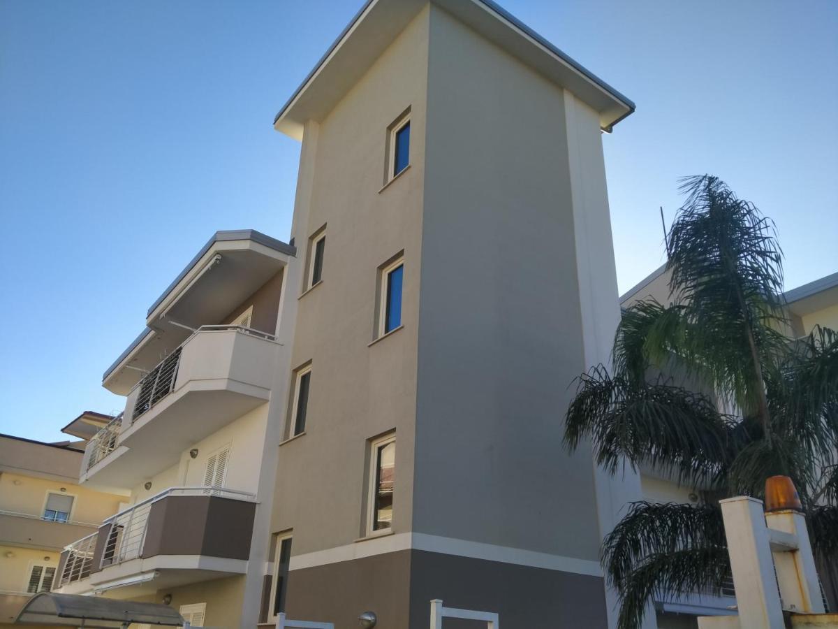 B&B White One San Prisco Ngoại thất bức ảnh