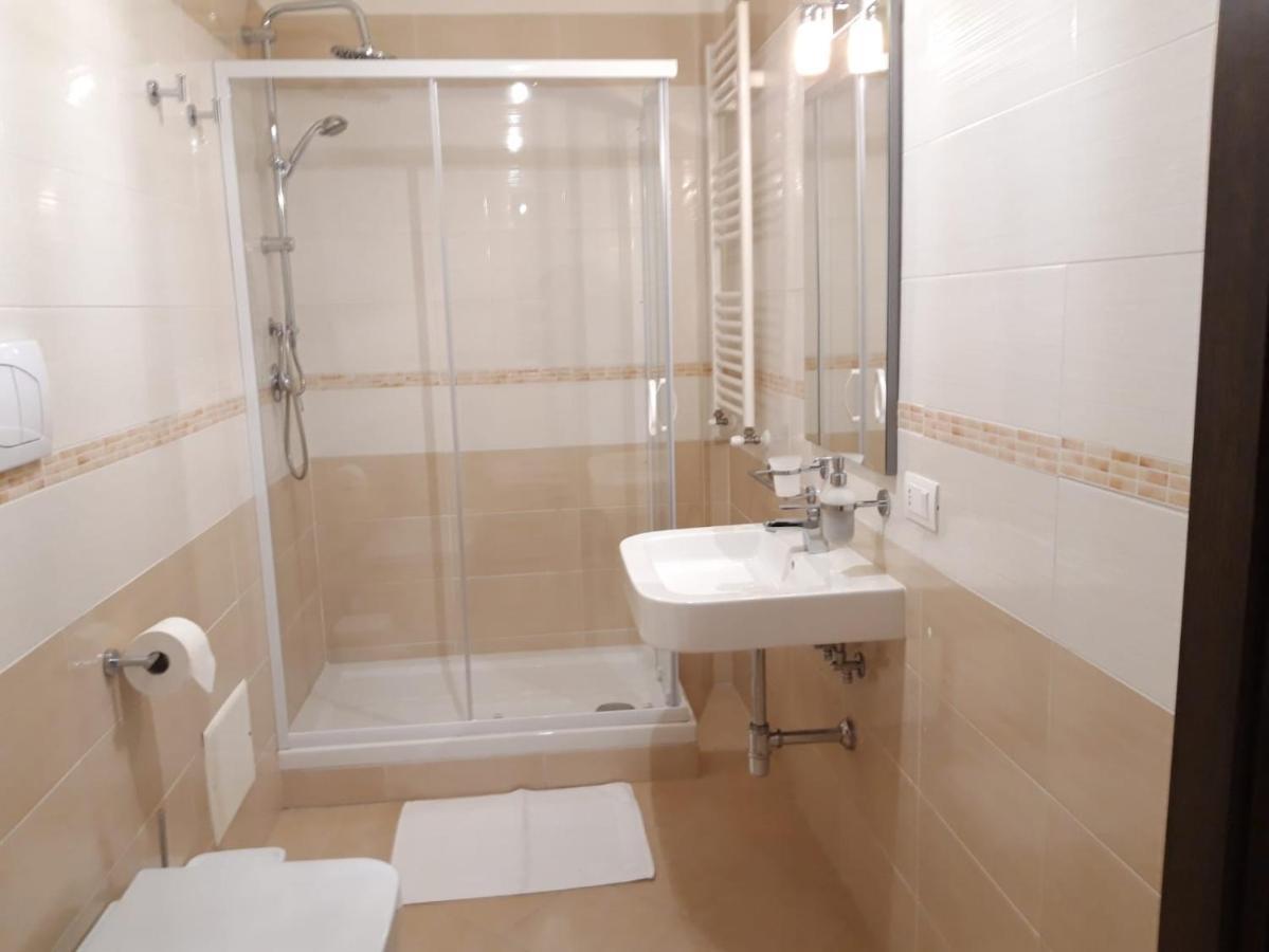 B&B White One San Prisco Ngoại thất bức ảnh