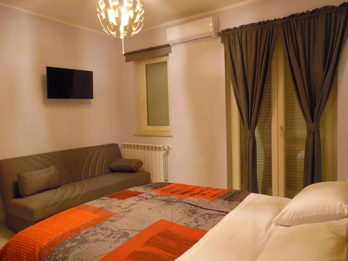 B&B White One San Prisco Ngoại thất bức ảnh
